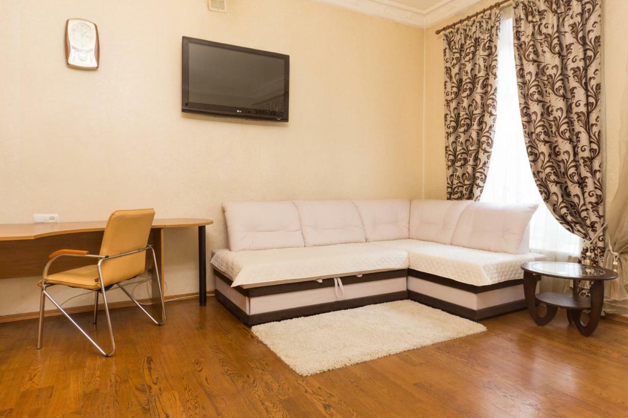 Ferienwohnung Goodrest On Ekaterininskaya Odessa Exterior foto