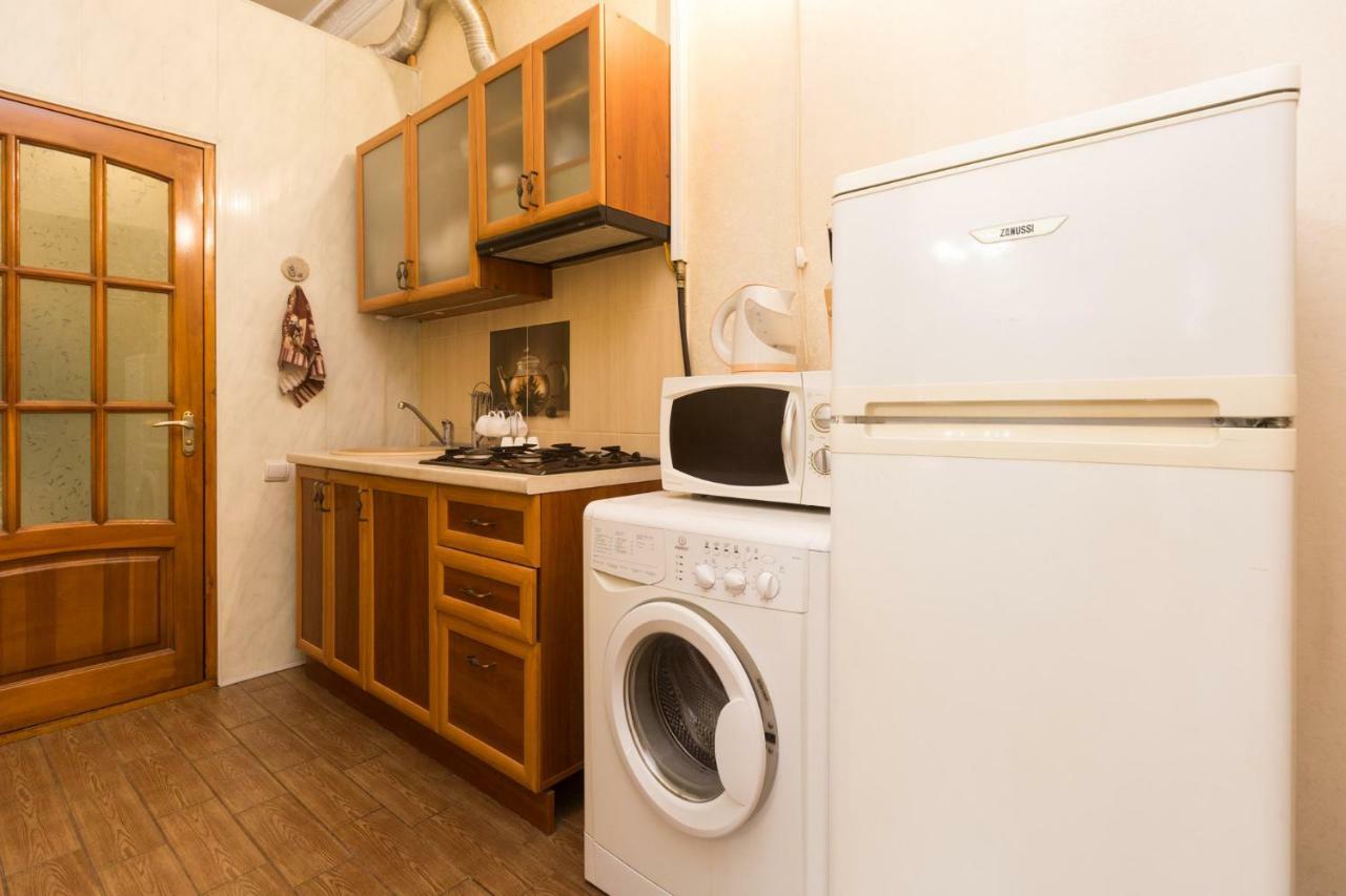 Ferienwohnung Goodrest On Ekaterininskaya Odessa Exterior foto